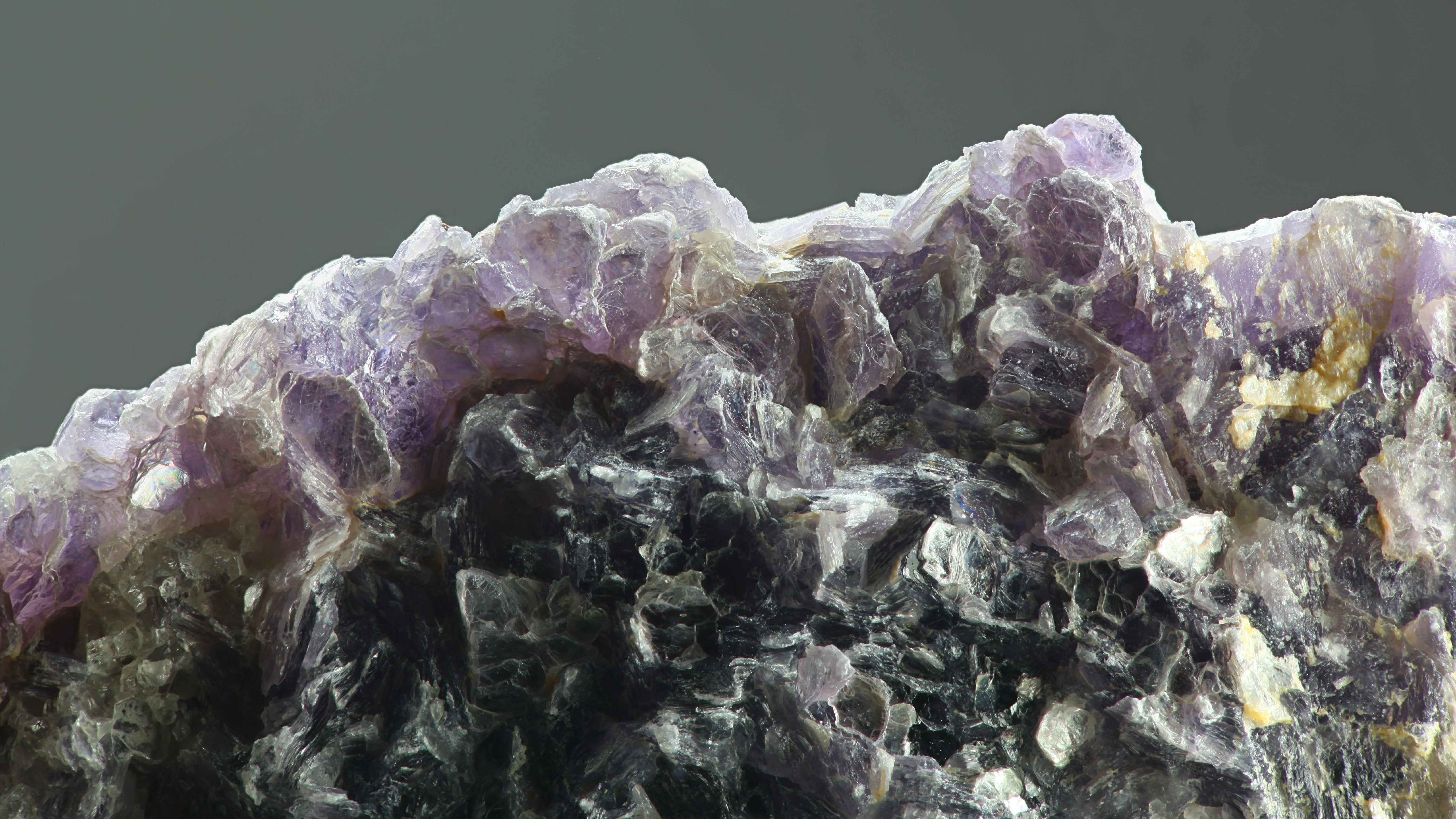 Securing a Just Transition for workers in Europe&#x2019;s raw materials extractive industries